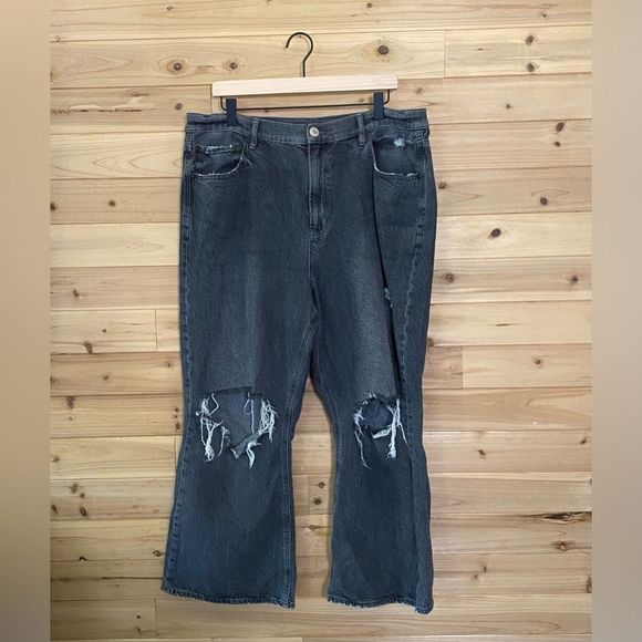 American Eagle Size 18 Short 90's Flare Jean - Picture 1 of 11